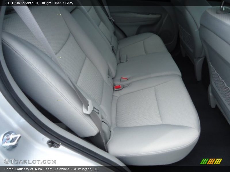 Bright Silver / Gray 2011 Kia Sorento LX