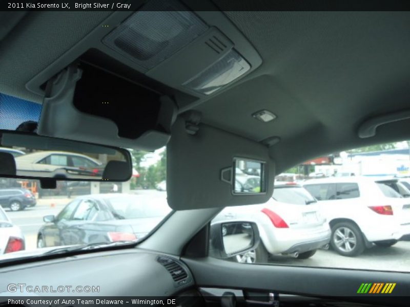Bright Silver / Gray 2011 Kia Sorento LX