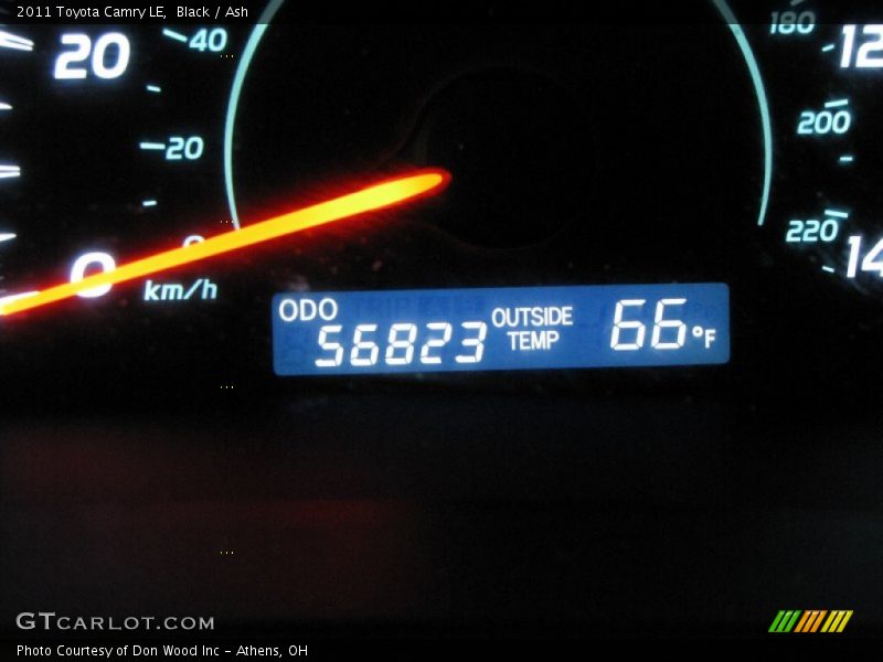 Black / Ash 2011 Toyota Camry LE