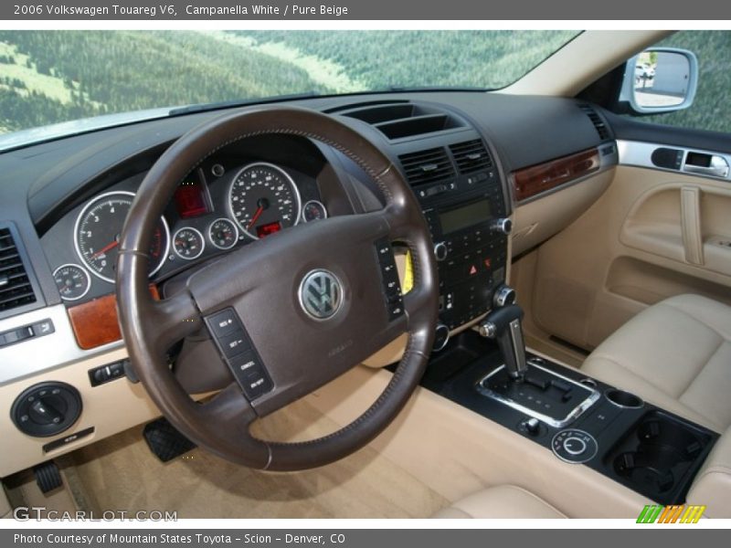 Campanella White / Pure Beige 2006 Volkswagen Touareg V6
