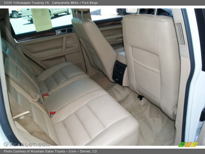 Campanella White / Pure Beige 2006 Volkswagen Touareg V6