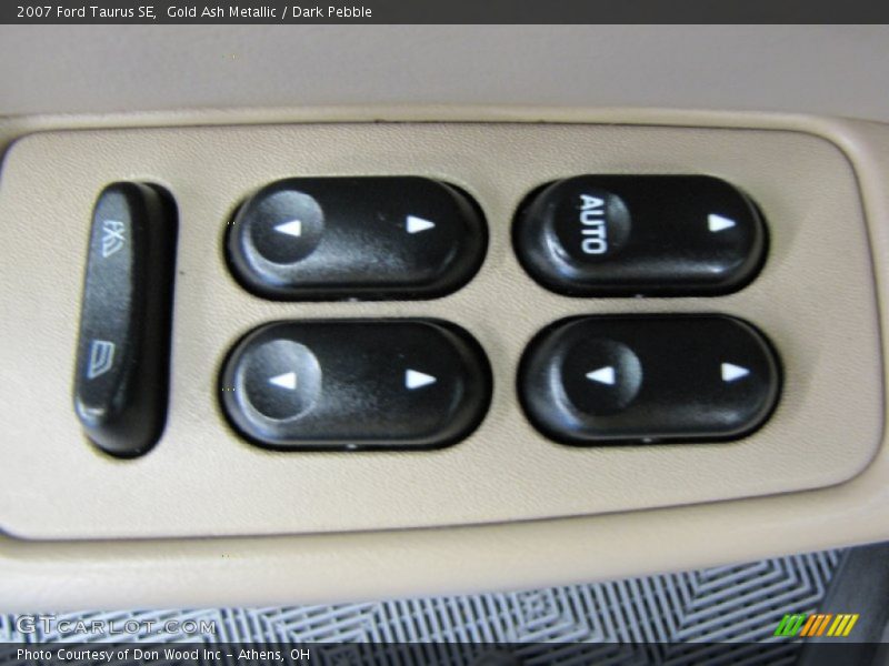Gold Ash Metallic / Dark Pebble 2007 Ford Taurus SE