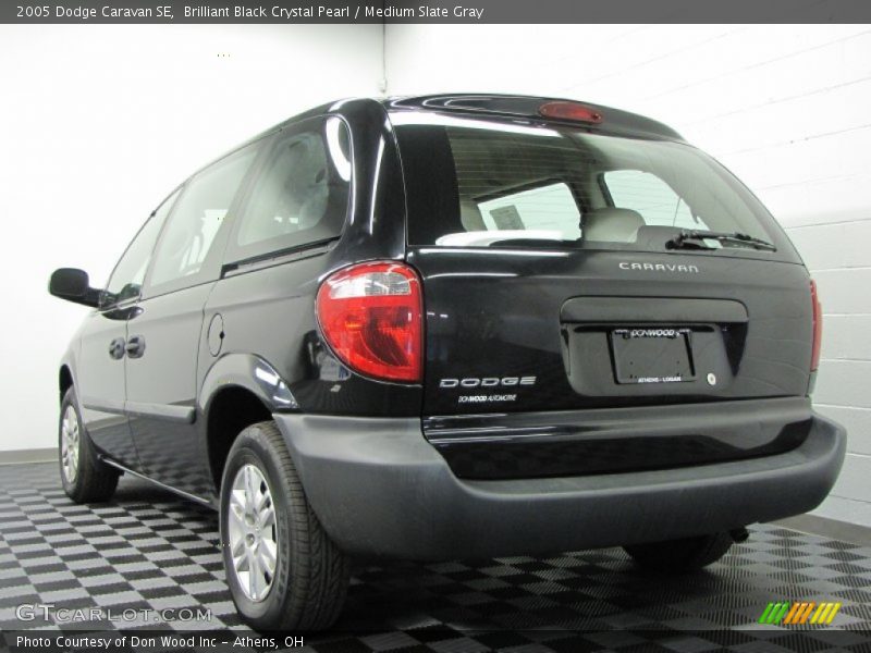 Brilliant Black Crystal Pearl / Medium Slate Gray 2005 Dodge Caravan SE