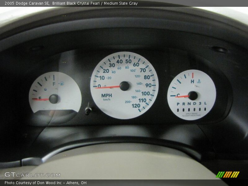 Brilliant Black Crystal Pearl / Medium Slate Gray 2005 Dodge Caravan SE