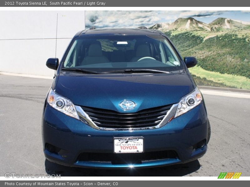 South Pacific Pearl / Light Gray 2012 Toyota Sienna LE