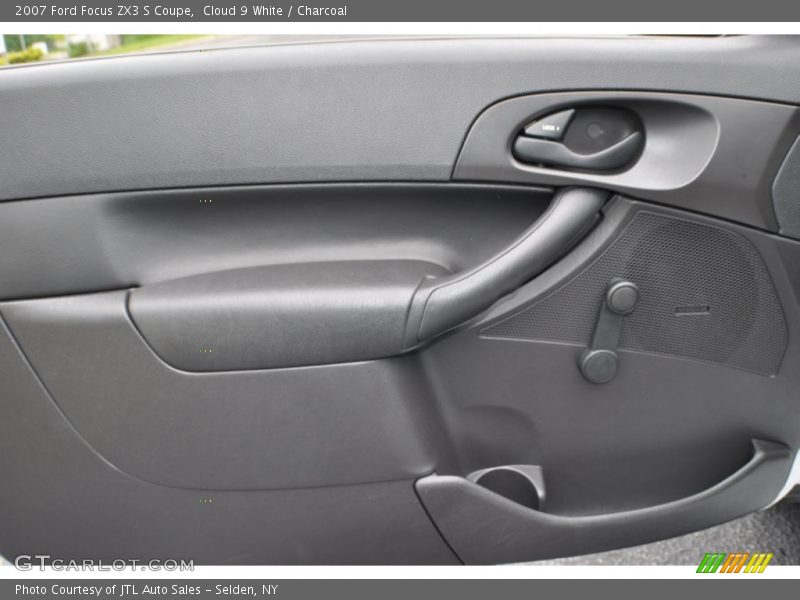 Cloud 9 White / Charcoal 2007 Ford Focus ZX3 S Coupe