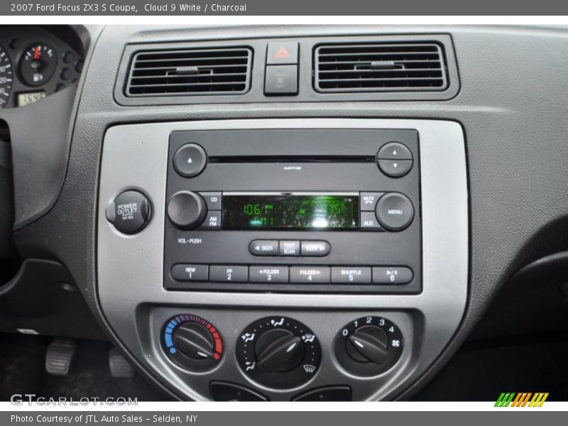 Cloud 9 White / Charcoal 2007 Ford Focus ZX3 S Coupe