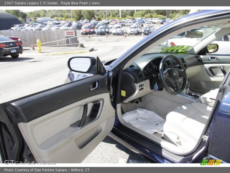 Regal Blue Pearl / Ivory 2007 Subaru Legacy 2.5i Sedan