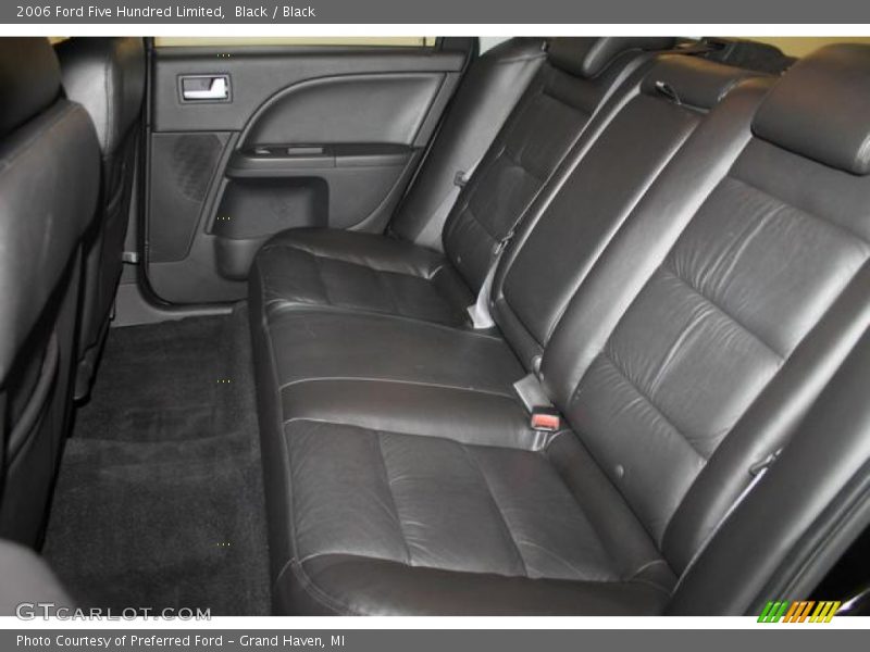 Black / Black 2006 Ford Five Hundred Limited