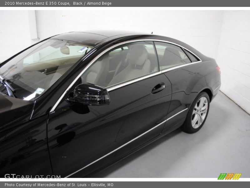 Black / Almond Beige 2010 Mercedes-Benz E 350 Coupe