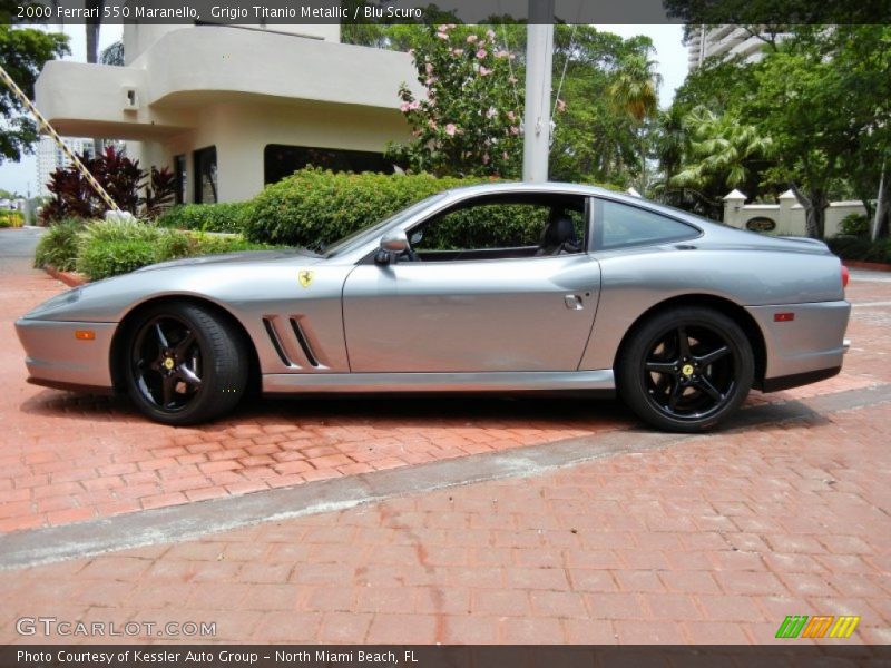 Grigio Titanio Metallic / Blu Scuro 2000 Ferrari 550 Maranello