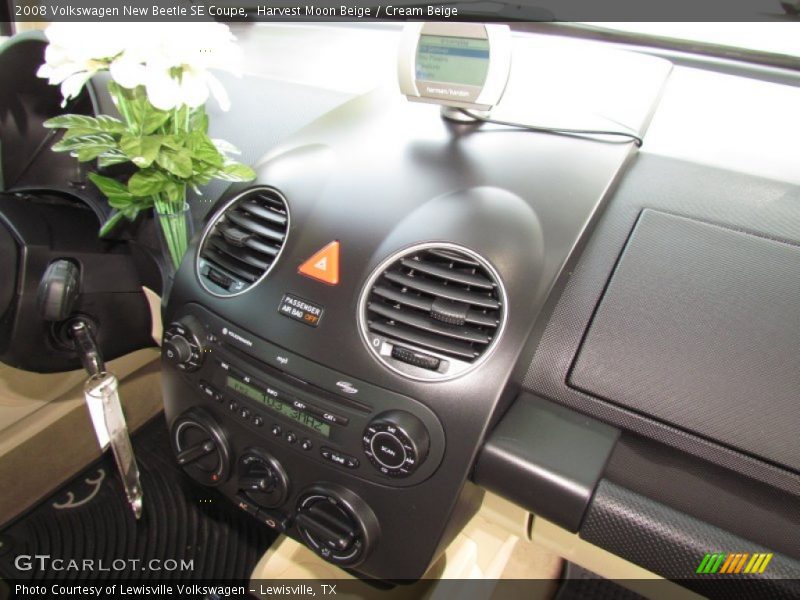 Harvest Moon Beige / Cream Beige 2008 Volkswagen New Beetle SE Coupe