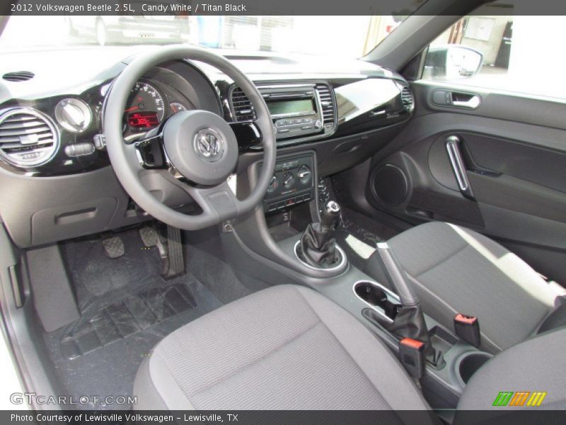  2012 Beetle 2.5L Titan Black Interior