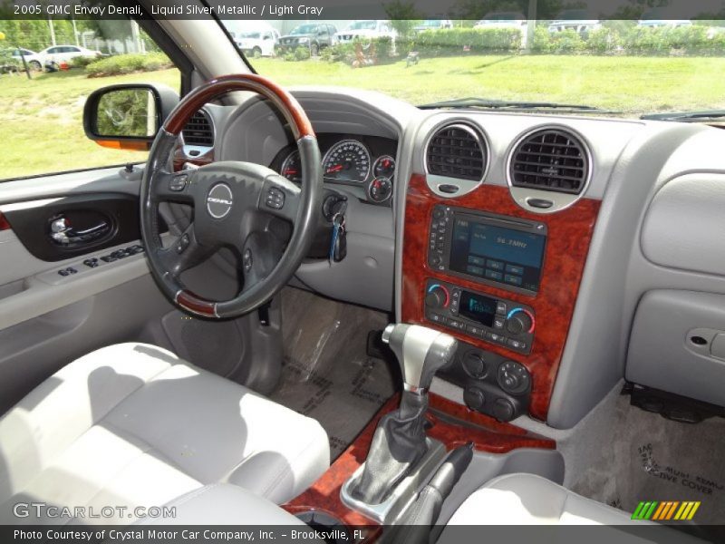 Dashboard of 2005 Envoy Denali