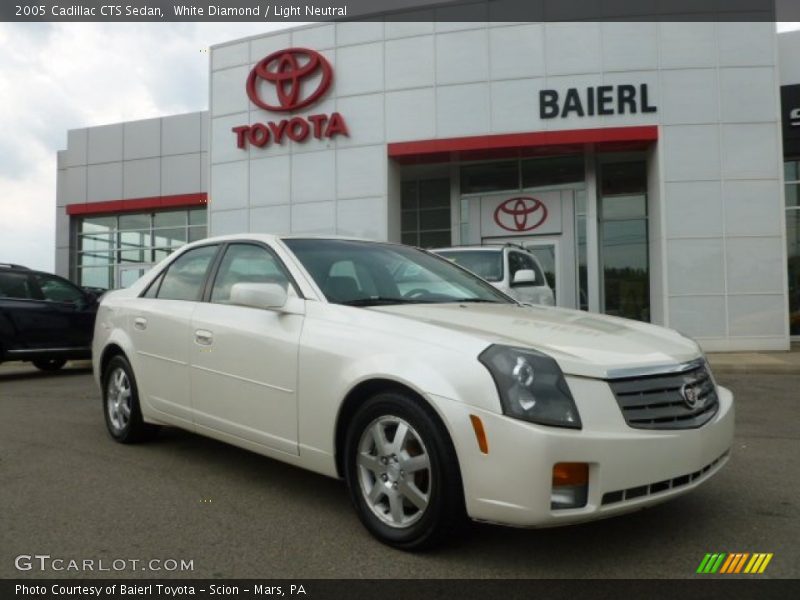 White Diamond / Light Neutral 2005 Cadillac CTS Sedan