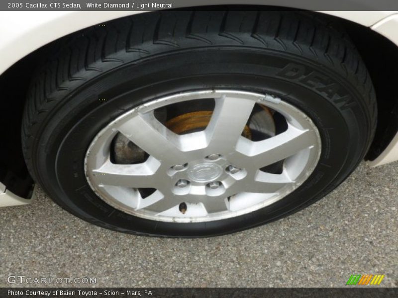 White Diamond / Light Neutral 2005 Cadillac CTS Sedan
