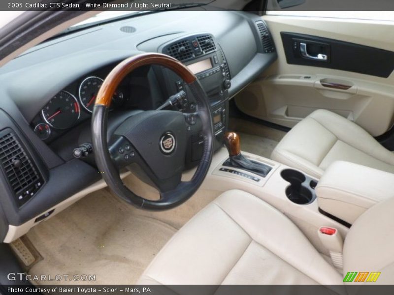 White Diamond / Light Neutral 2005 Cadillac CTS Sedan