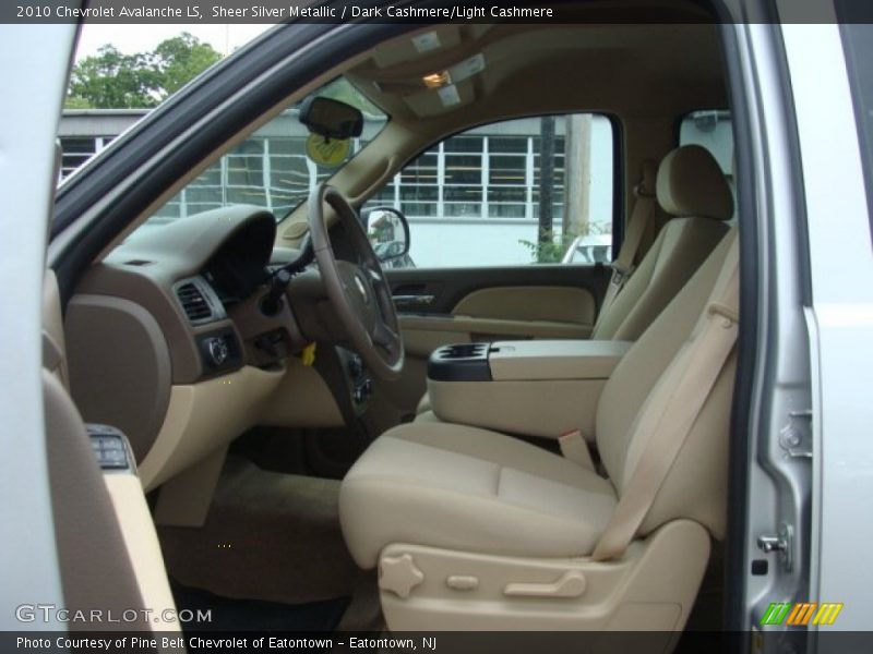 Sheer Silver Metallic / Dark Cashmere/Light Cashmere 2010 Chevrolet Avalanche LS