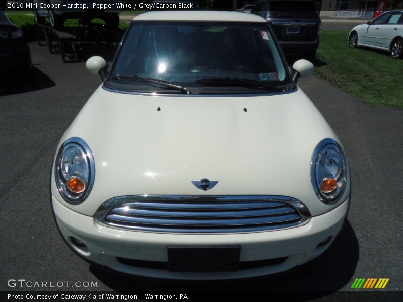 Pepper White / Grey/Carbon Black 2010 Mini Cooper Hardtop