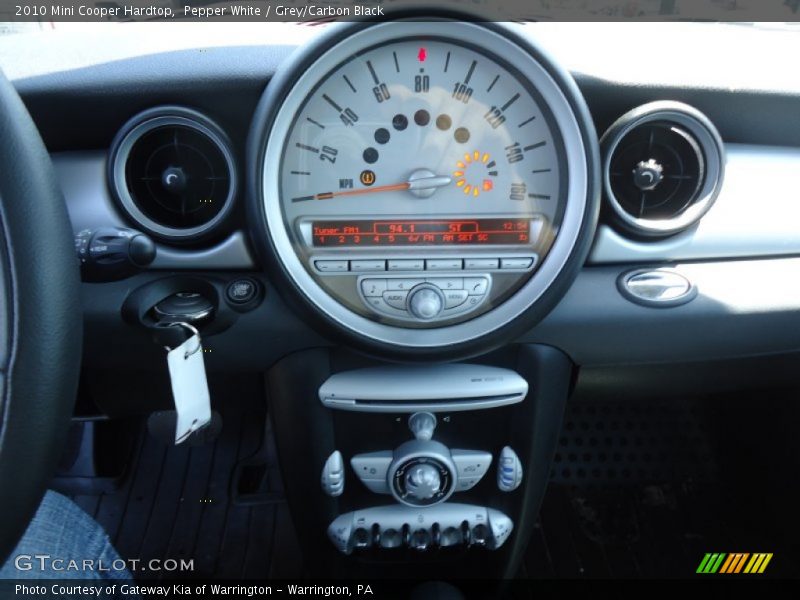 Pepper White / Grey/Carbon Black 2010 Mini Cooper Hardtop