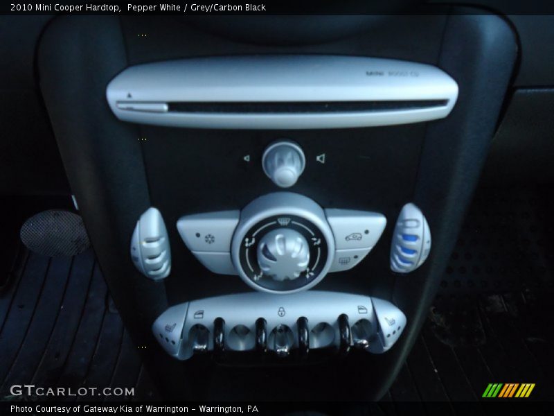 Pepper White / Grey/Carbon Black 2010 Mini Cooper Hardtop