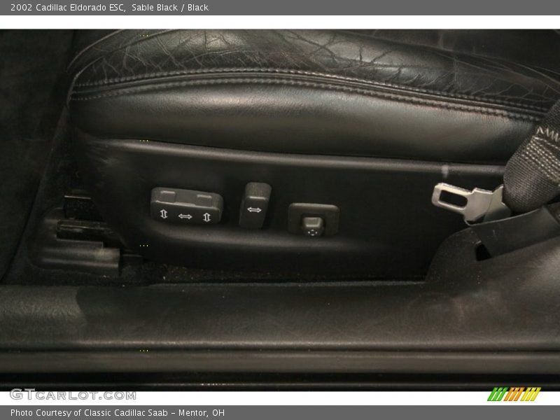 Sable Black / Black 2002 Cadillac Eldorado ESC