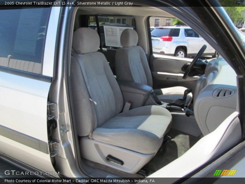 Silverstone Metallic / Light Gray 2005 Chevrolet TrailBlazer EXT LS 4x4