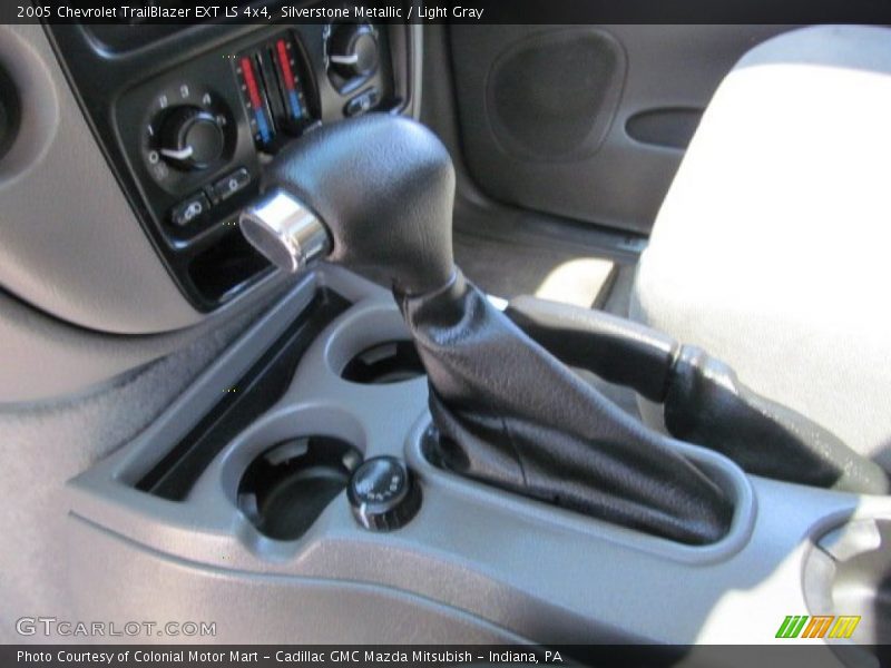 Silverstone Metallic / Light Gray 2005 Chevrolet TrailBlazer EXT LS 4x4