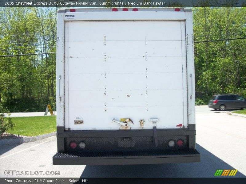 Summit White / Medium Dark Pewter 2005 Chevrolet Express 3500 Cutaway Moving Van