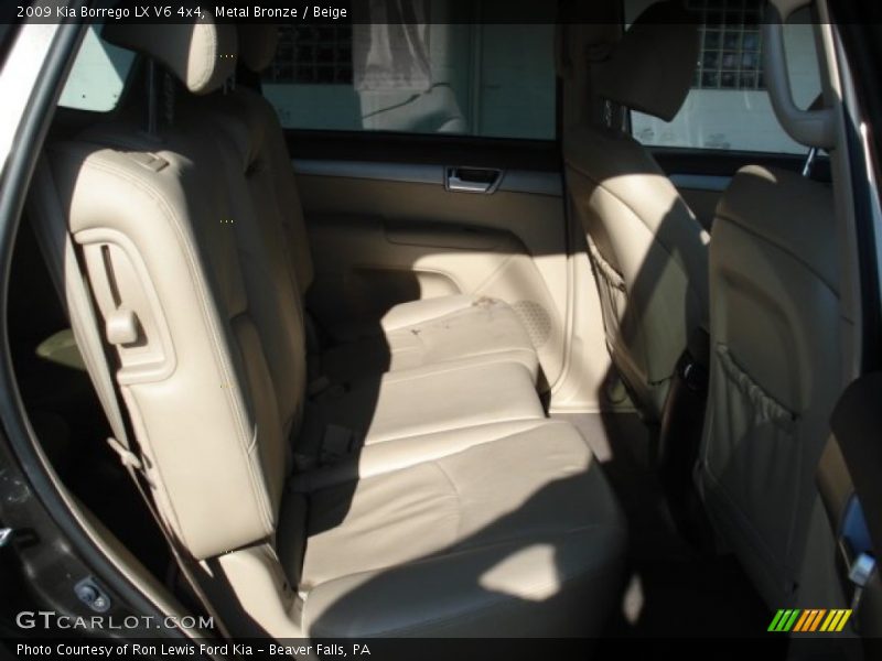 Metal Bronze / Beige 2009 Kia Borrego LX V6 4x4