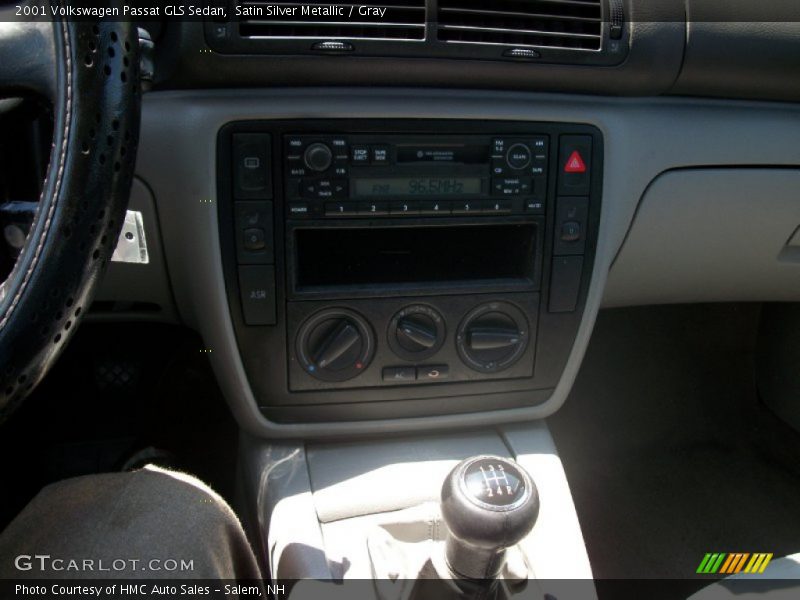 Satin Silver Metallic / Gray 2001 Volkswagen Passat GLS Sedan