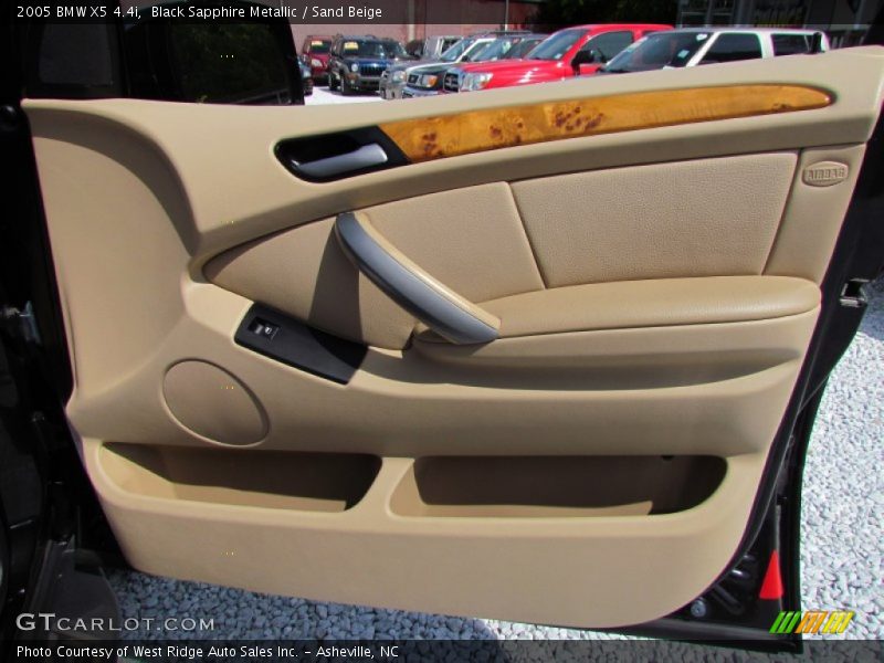Black Sapphire Metallic / Sand Beige 2005 BMW X5 4.4i