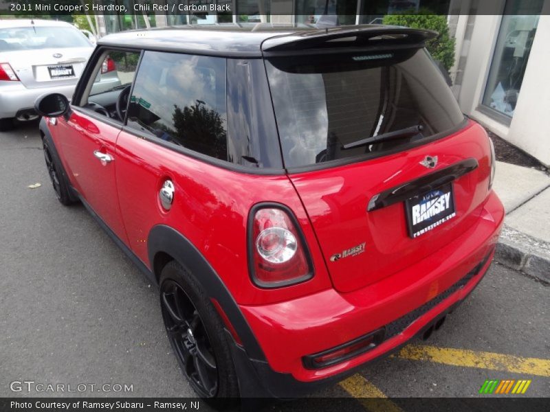 Chili Red / Carbon Black 2011 Mini Cooper S Hardtop