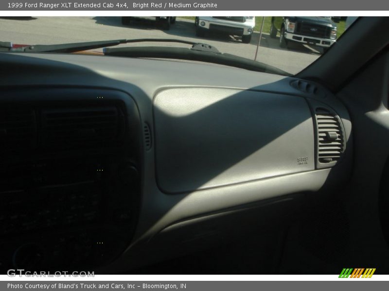 Bright Red / Medium Graphite 1999 Ford Ranger XLT Extended Cab 4x4