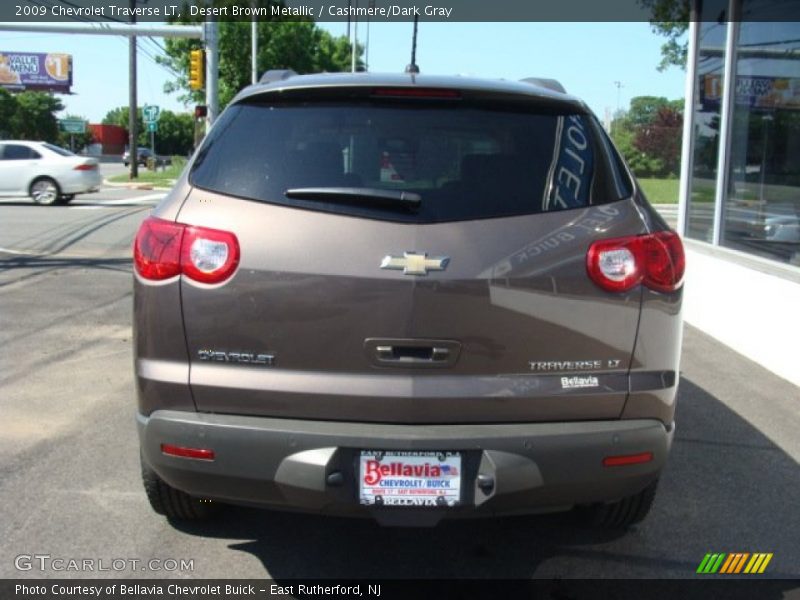 Desert Brown Metallic / Cashmere/Dark Gray 2009 Chevrolet Traverse LT