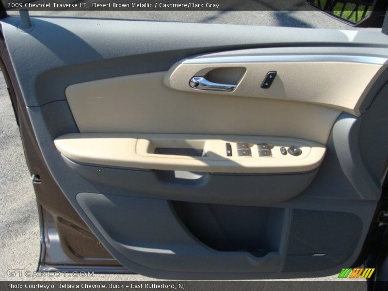Desert Brown Metallic / Cashmere/Dark Gray 2009 Chevrolet Traverse LT