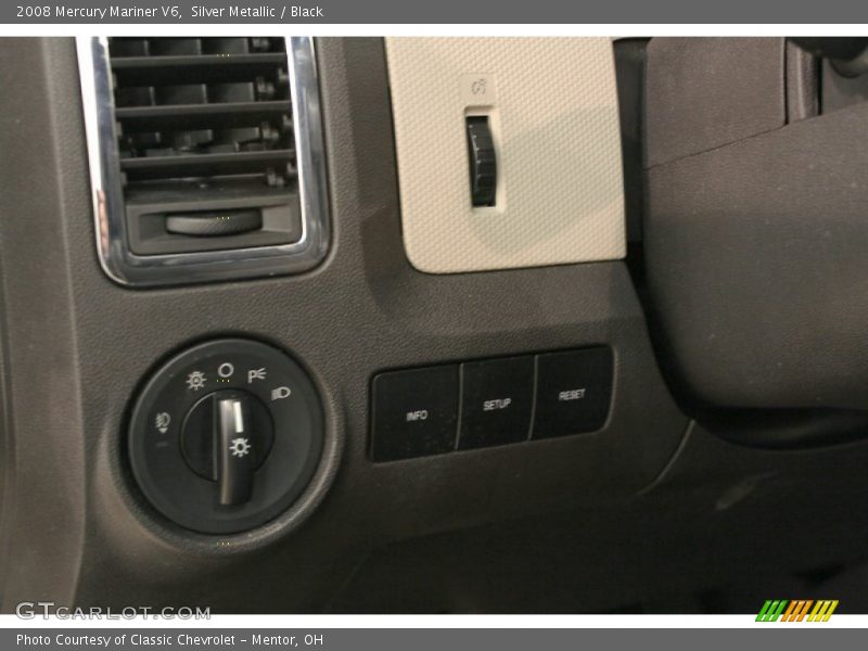 Silver Metallic / Black 2008 Mercury Mariner V6