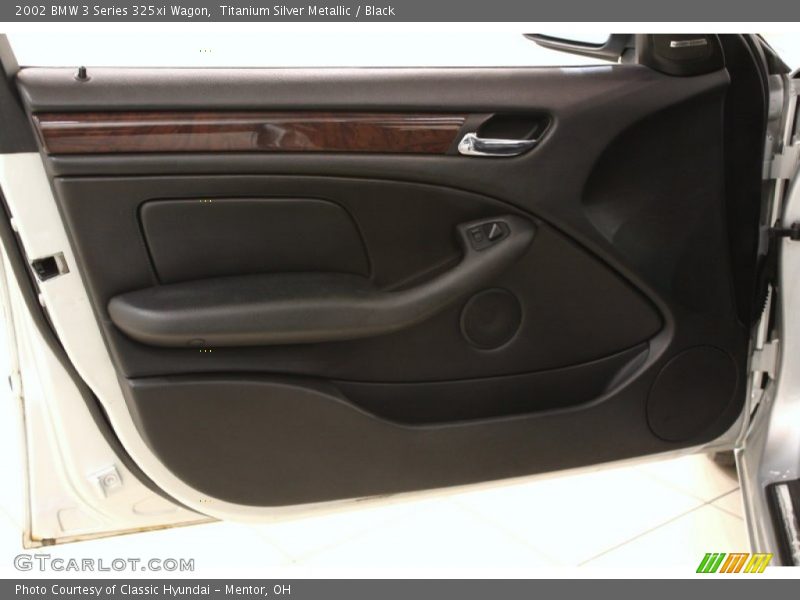 Titanium Silver Metallic / Black 2002 BMW 3 Series 325xi Wagon