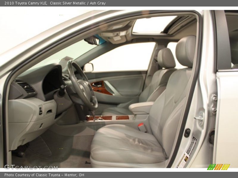 Classic Silver Metallic / Ash Gray 2010 Toyota Camry XLE