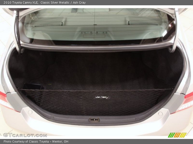 Classic Silver Metallic / Ash Gray 2010 Toyota Camry XLE