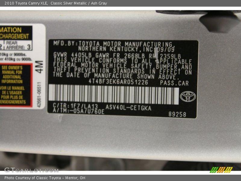 Classic Silver Metallic / Ash Gray 2010 Toyota Camry XLE