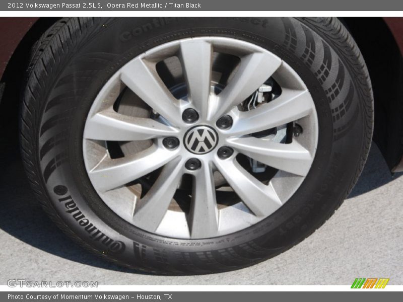 Opera Red Metallic / Titan Black 2012 Volkswagen Passat 2.5L S