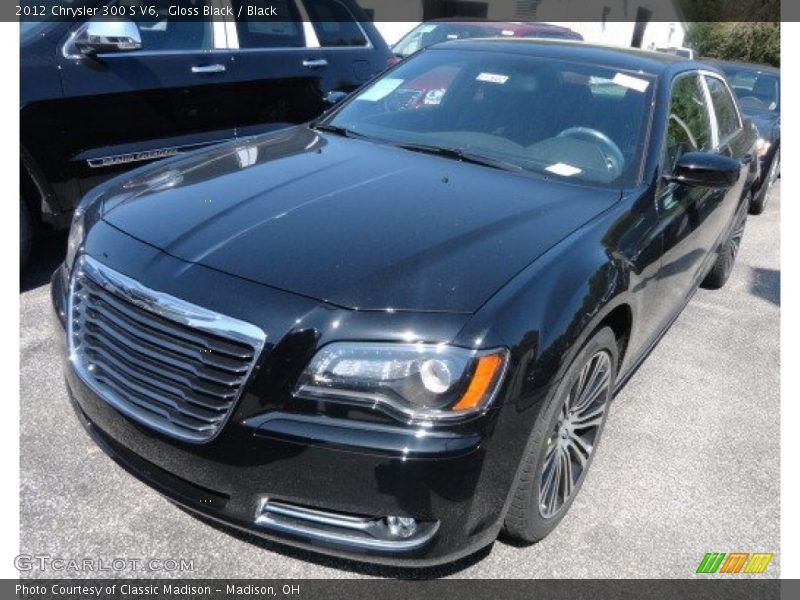 Gloss Black / Black 2012 Chrysler 300 S V6