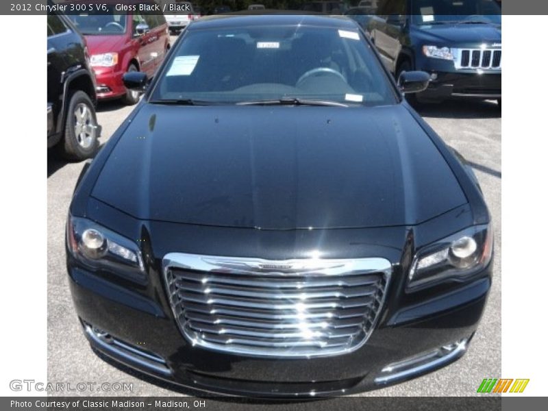 Gloss Black / Black 2012 Chrysler 300 S V6
