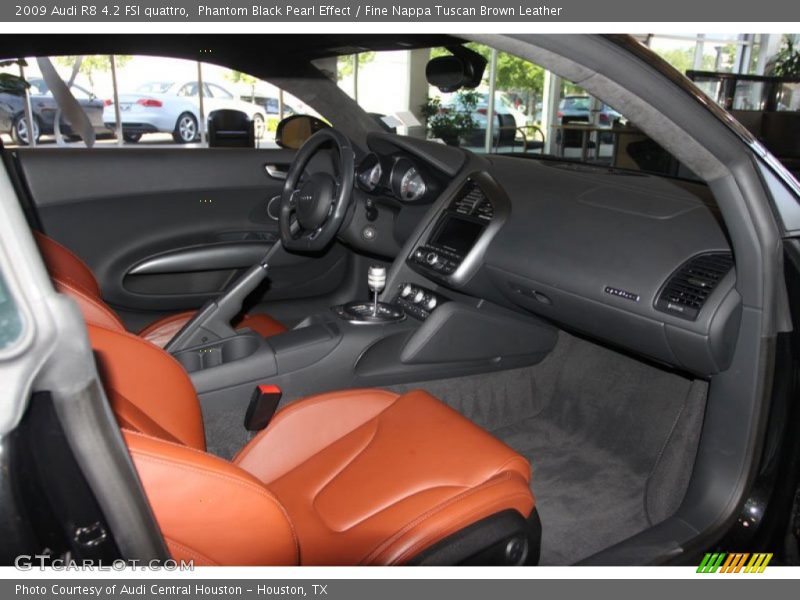 Dashboard of 2009 R8 4.2 FSI quattro