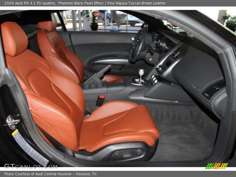  2009 R8 4.2 FSI quattro Fine Nappa Tuscan Brown Leather Interior