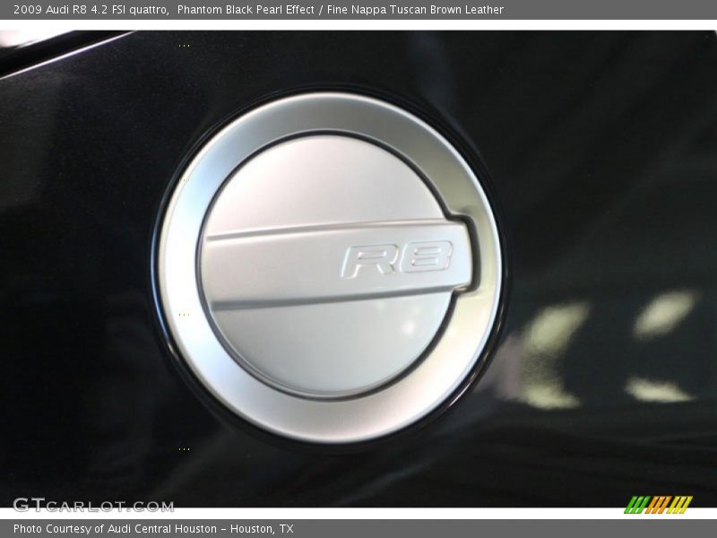 Phantom Black Pearl Effect / Fine Nappa Tuscan Brown Leather 2009 Audi R8 4.2 FSI quattro