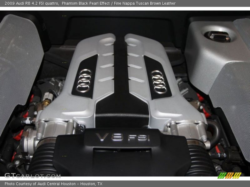  2009 R8 4.2 FSI quattro Engine - 4.2 Liter FSI DOHC 32-Valve VVT V8