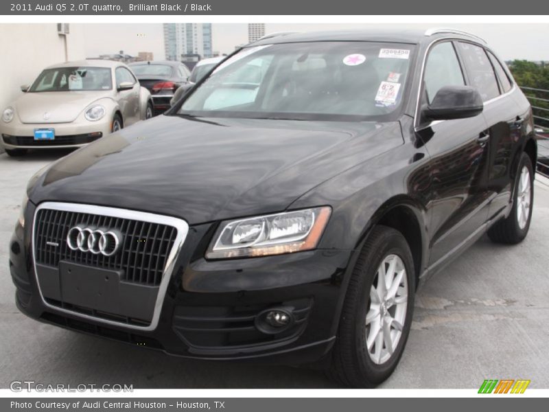 Brilliant Black / Black 2011 Audi Q5 2.0T quattro