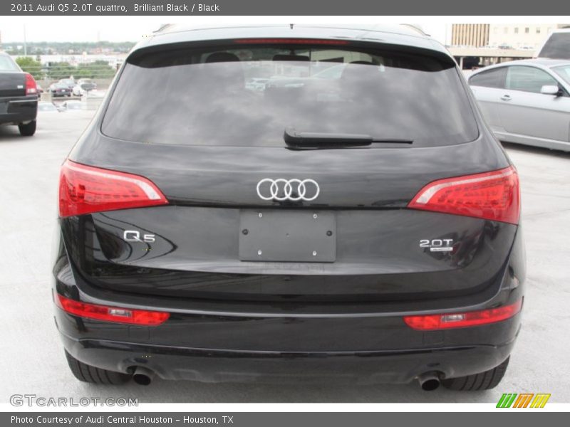 Brilliant Black / Black 2011 Audi Q5 2.0T quattro